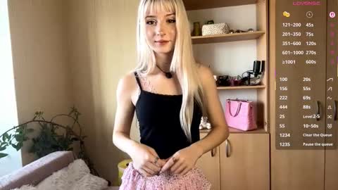 Eva online show from 8, 11, 2025