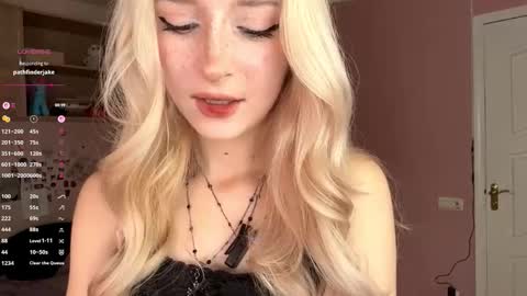 Eva online show from 14, 11, 2025