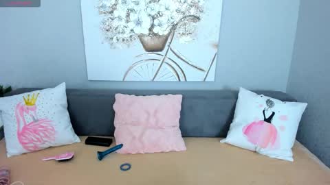 Adelina online show from 4, 12, 2025