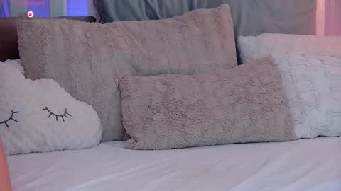 evareyss online show from 9, 3, 2026