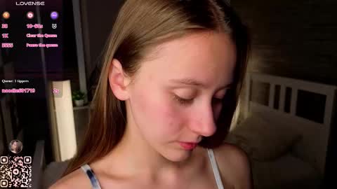 Snapshot of evas_soul chatting on 20, 10, 2025 Eva online show from 20, 10, 2025