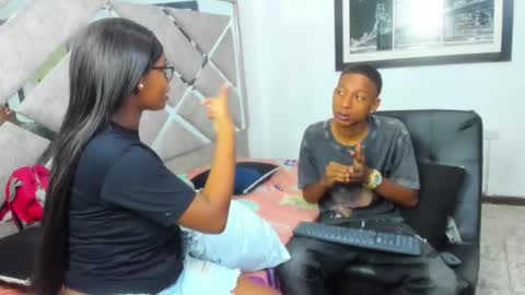 Eva And Emmanuel online show from 2, 3, 2026