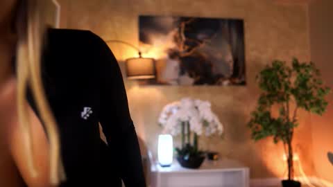 Eva online show from 10, 3, 2026