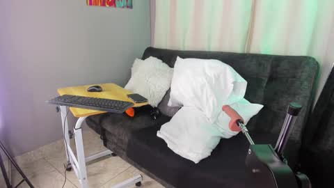 Eva Queen online show from 2, 12, 2025