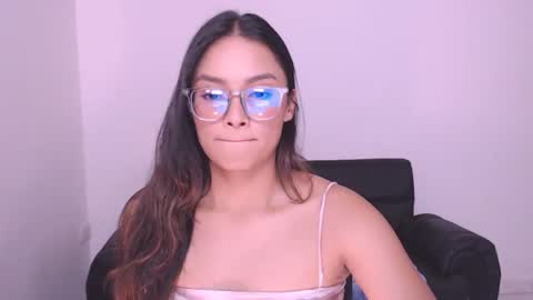 Snapshot of eve_rox18 chatting on 2, 2, 2025 Eve Rox18 online show from 2, 2, 2025