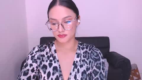 Snapshot of eve_rox18 chatting on 4, 2, 2025 Eve Rox18 online show from 4, 2, 2025