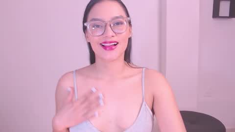 Snapshot of eve_rox18 chatting on 29, 10, 2025 Eve Rox18 online show from 29, 10, 2025