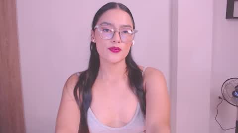 Snapshot of eve_rox18 chatting on 20, 11, 2025 Eve Rox18 online show from 20, 11, 2025