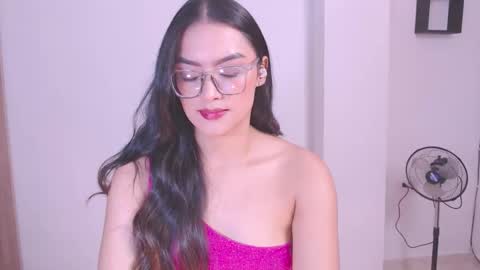 Snapshot of eve_rox18 chatting on 21, 11, 2025 Eve Rox18 online show from 21, 11, 2025