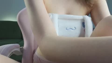 Eveleen online show from 28, 2, 2025