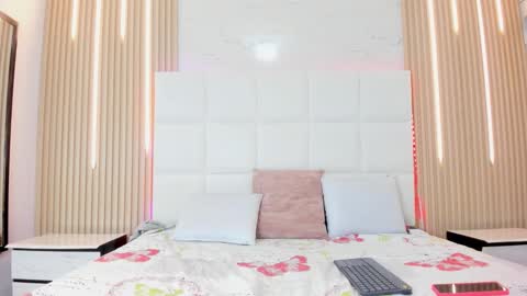 Evelin online show from 23, 11, 2025