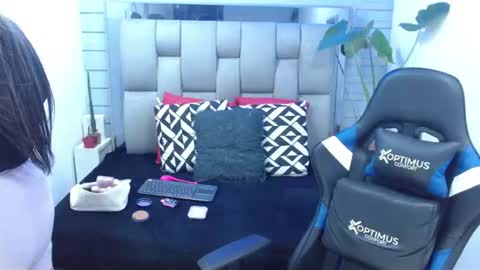 evelin zaens online show from 28, 6, 2026