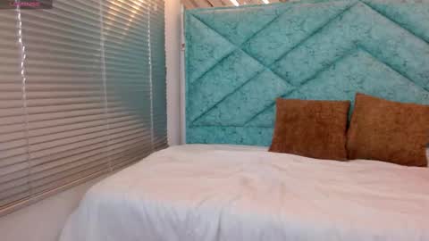 Eveline  online show from 27, 2, 2025