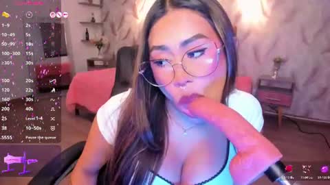Eveline  online show from 15, 7, 2026