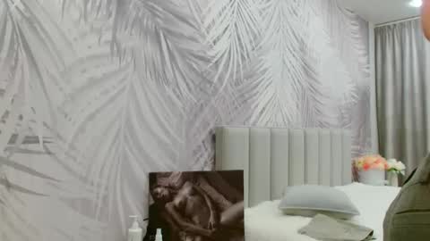 Snapshot of evelove33 chatting on 28, 2, 2026 evelove online show from 28, 2, 2026