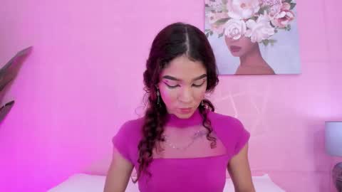 evelyn__rose1 online show from 4, 3, 2026