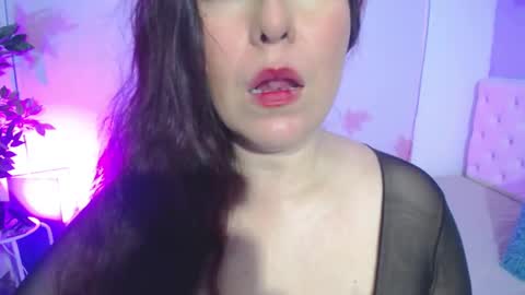 Juliana online show from 9, 10, 2025