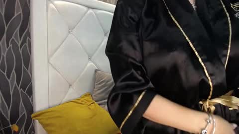 EvelynaGrey online show from 10, 3, 2025