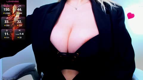 evelyne_rose online show from 26, 1, 2025