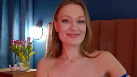 Evelyn online show from 13, 3, 2026