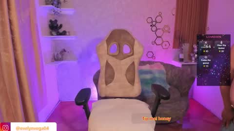 Bigboobs Evelyn Vega online show from 4, 11, 2025