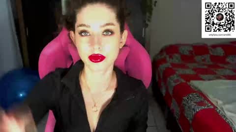 Snapshot of eveonly chatting on 2, 1, 2025 eveonly online show from 2, 1, 2025