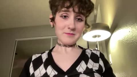 ever moore online show from 9, 1, 2025