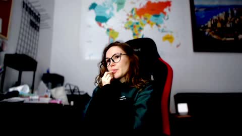 Goddes 1 online show from 13, 4, 2026