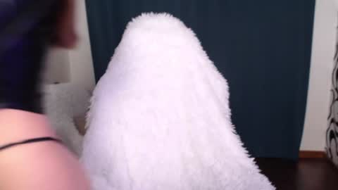 Vanessa Evian online show from 31, 1, 2025