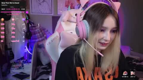 Evie online show from 4, 2, 2025