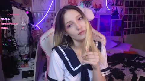 Evie online show from 12, 3, 2025