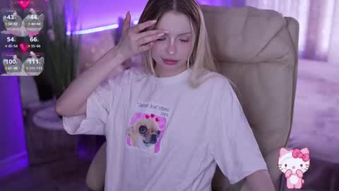 Snapshot of evistarr chatting on 19, 9, 2025 Eva online show from 19, 9, 2025