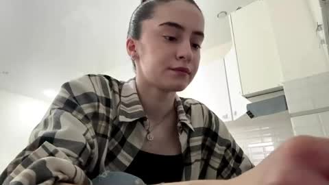 Chloe online show from 17, 5, 2026