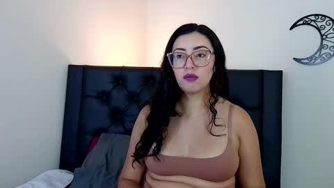 Snapshot of evoletmk chatting on 2, 3, 2026 Evolet online show from 2, 3, 2026