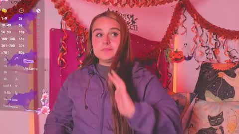 Snapshot of evy_orange1 chatting on 2, 11, 2025 EVY online show from 2, 11, 2025