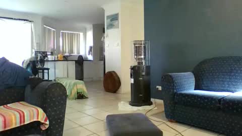 exhibitionnude online show from 27, 5, 2026