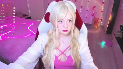  Amy  online show from 5, 3, 2025