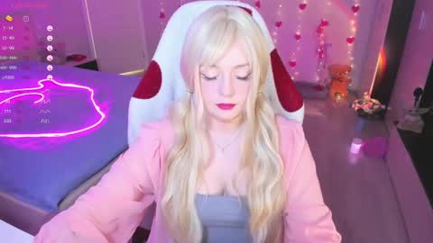  Amy  online show from 12, 3, 2025