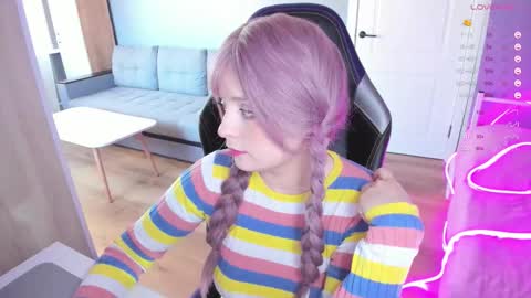  Amy  online show from 9, 10, 2025