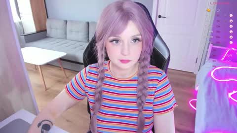  Amy  online show from 16, 10, 2025