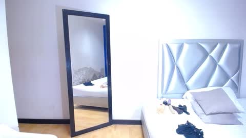 exotic_karmella online show from 5, 2, 2025