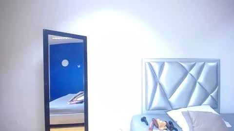 exotic_karmella online show from 28, 2, 2025