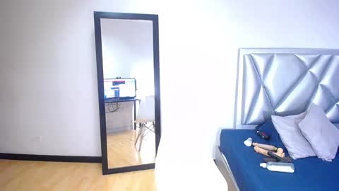 exotic_karmella online show from 16, 10, 2025