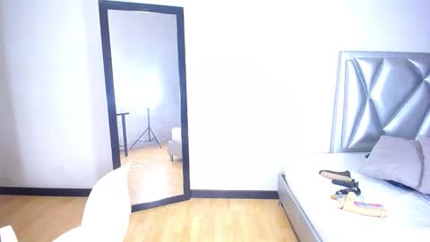 exotic_karmella online show from 29, 11, 2025