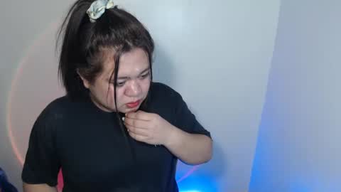 Snapshot of exoticpinayx chatting on 21, 1, 2025 SHANTAL MARIE online show from 21, 1, 2025