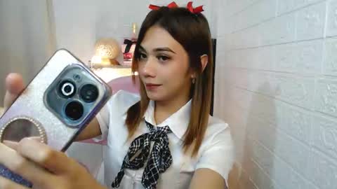 exotictssavie online show from 15, 1, 2025