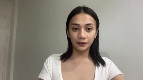 exotictssavie online show from 11, 4, 2026