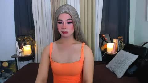 Snapshot of expensive_elise chatting on 9, 5, 2026 expensive_elise online show from 9, 5, 2026