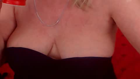 Snapshot of experiencedalana chatting on 24, 1, 2025 Alana online show from 24, 1, 2025