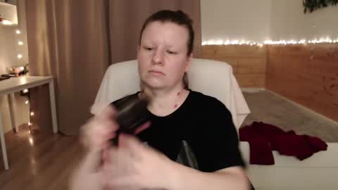 Crystal online show from 27, 5, 2026